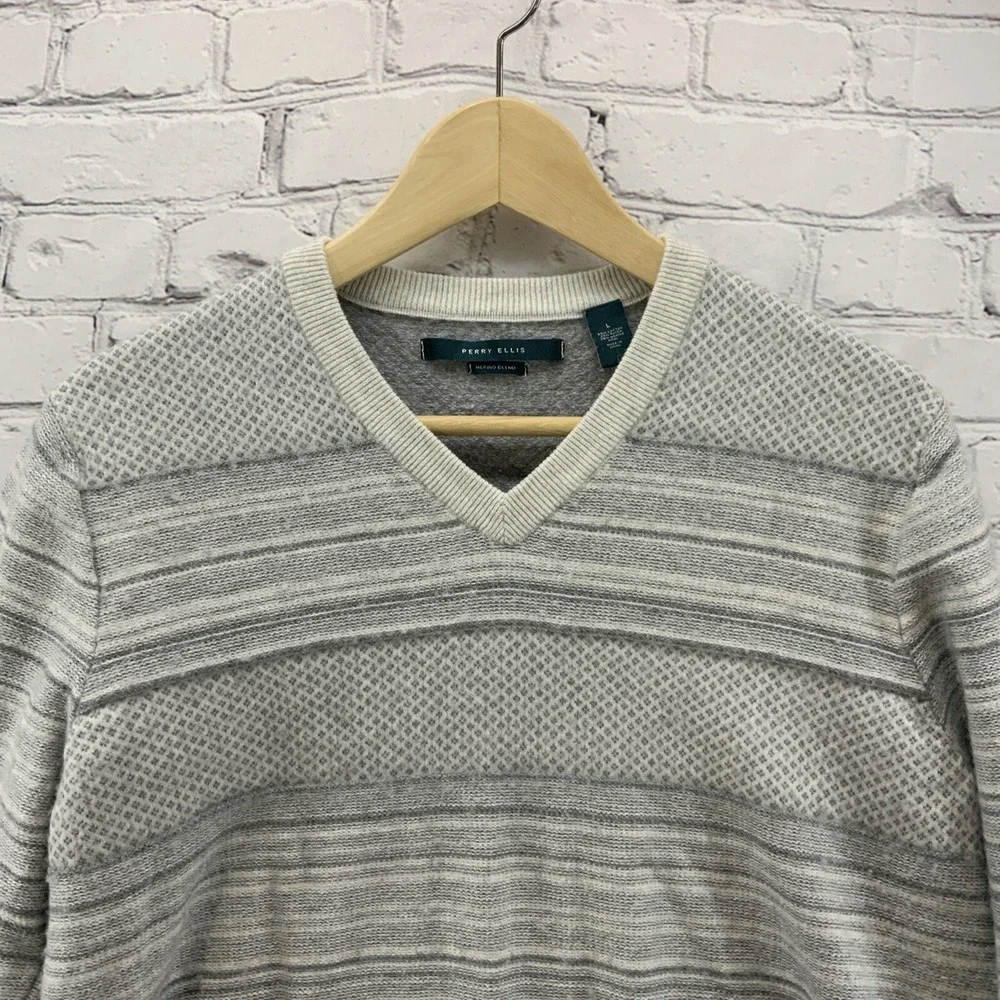 Perry Ellis Sweater‎ Merino Wool Blend Mens Sz L Gray Striped Pullover Henley